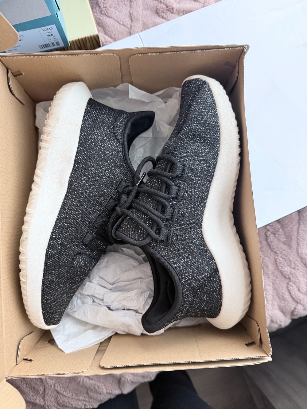 Size 6 Adidas Women’s Tubular Shadow Sneaker